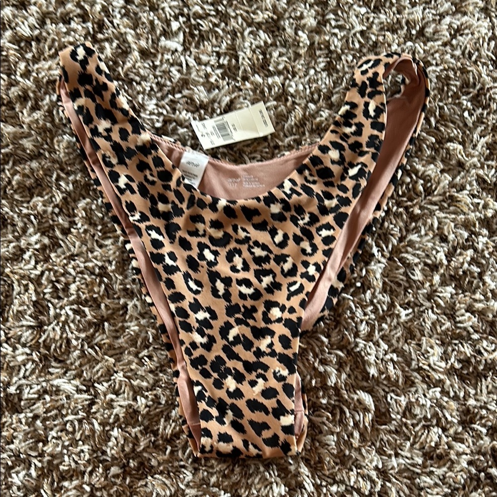 NWT Aerie Leopard Print bikini bottom high leg sz small